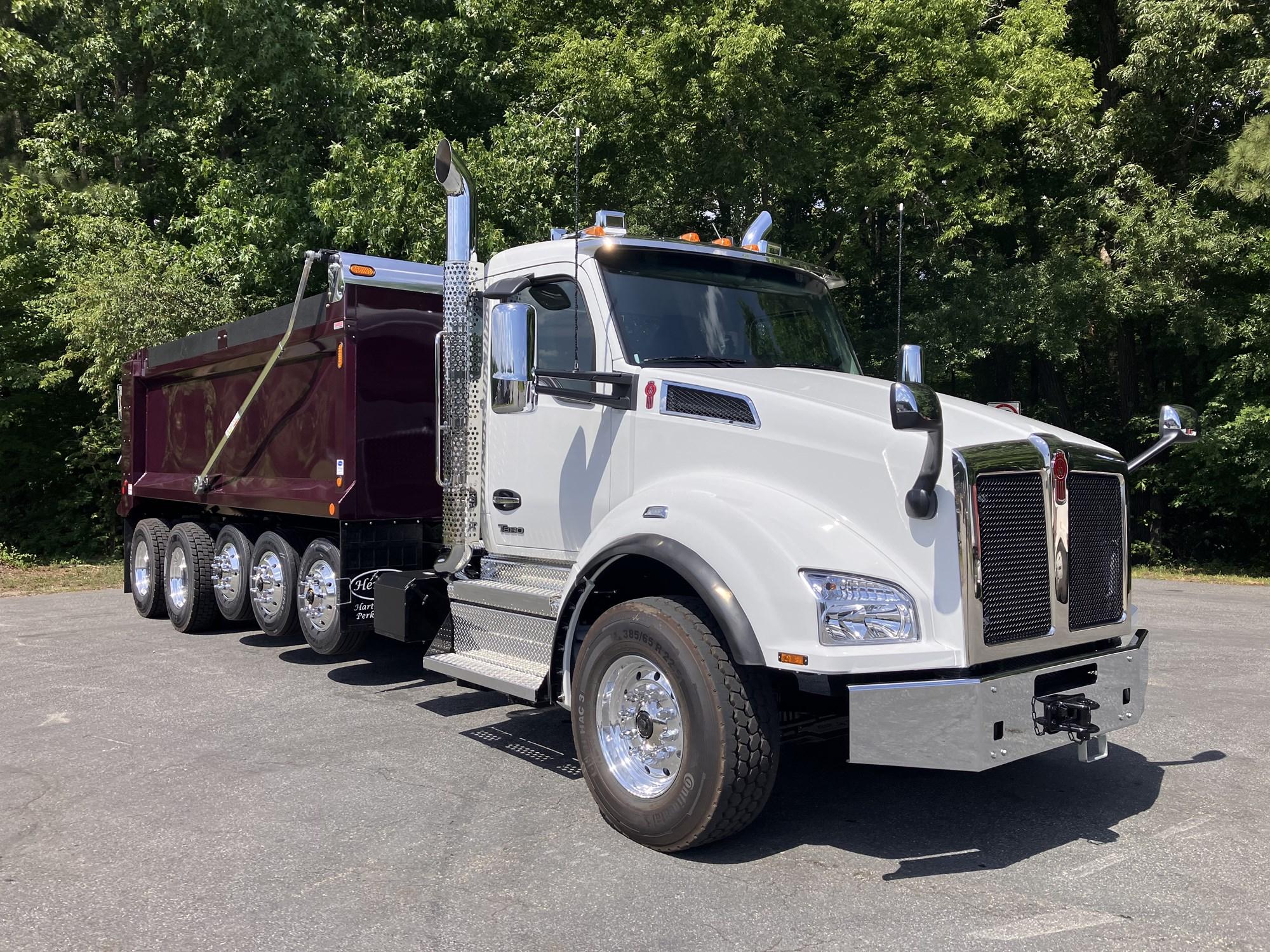 2027 Kenworth T880