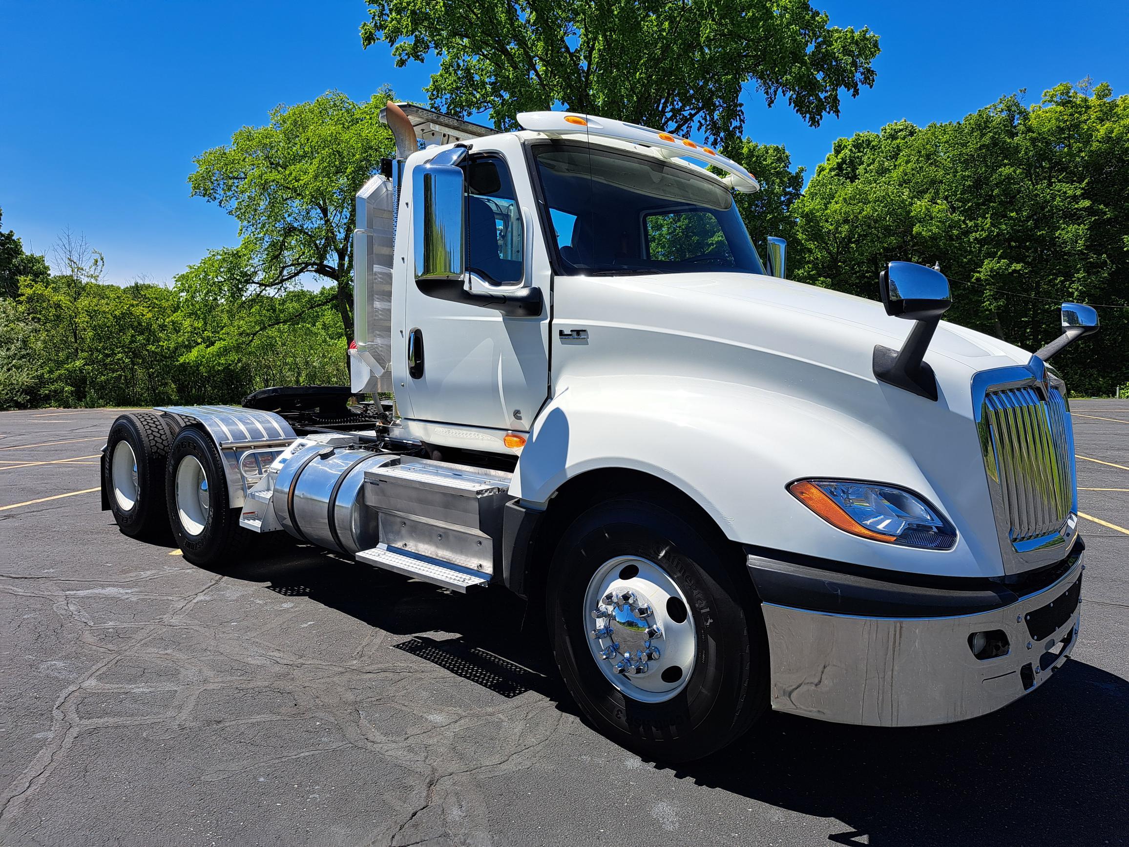 2019 International LT