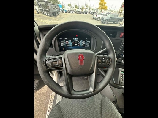 2026 Kenworth T880 in Greeley, CO — photo 16