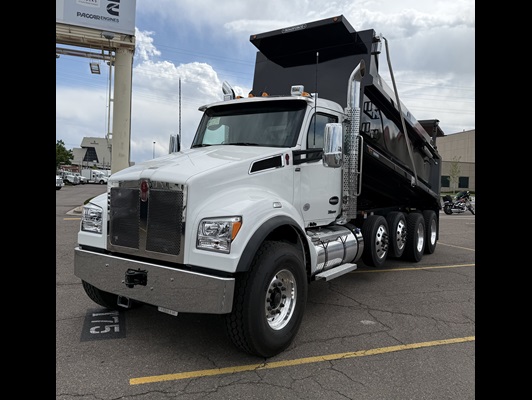 2026 Kenworth T880 in Denver, CO — photo 2