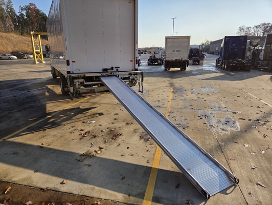 2026 Hino L6 in Knoxville, TN — photo 9