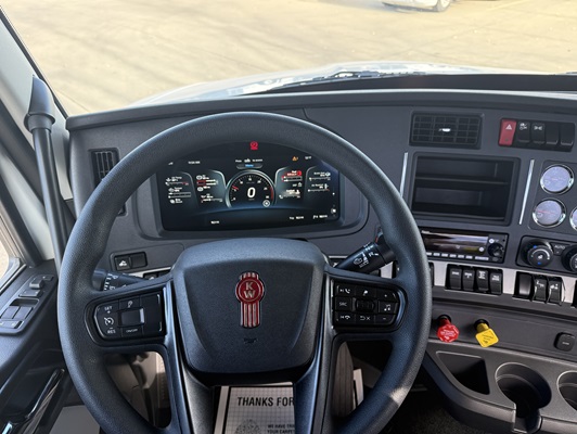 2026 Kenworth T880 in Ankeny, IA — photo 15