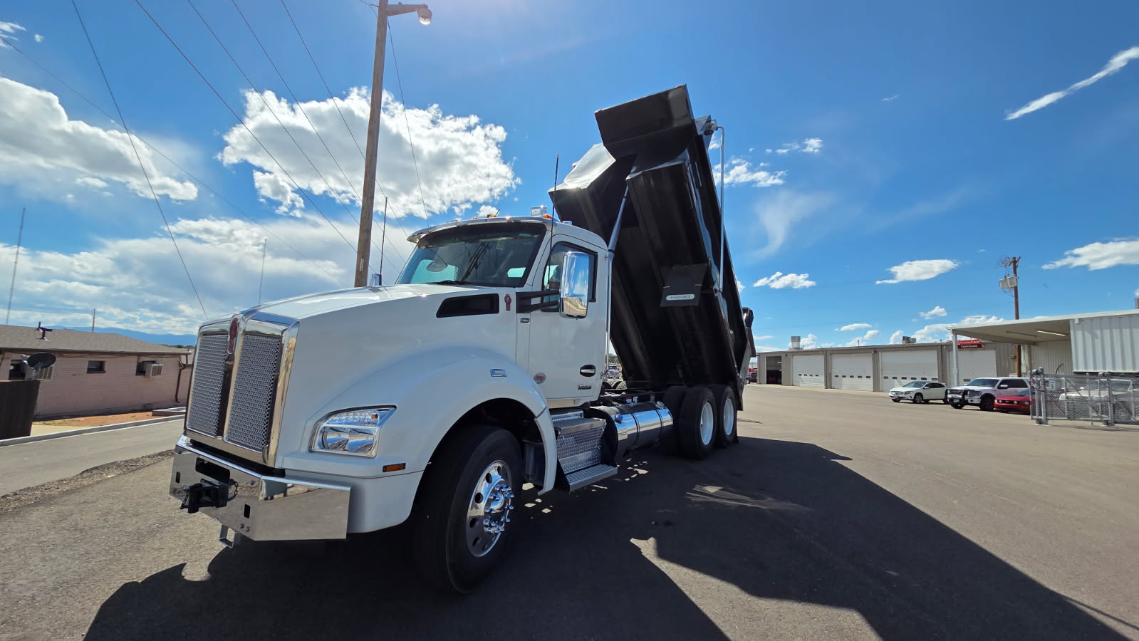 2026 Kenworth T880 in Pueblo, CO — photo 2