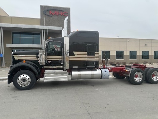 2026 Kenworth W900 in Omaha, NE — photo 5