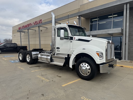 2026 Kenworth T880 in Springdale, AR — photo 6
