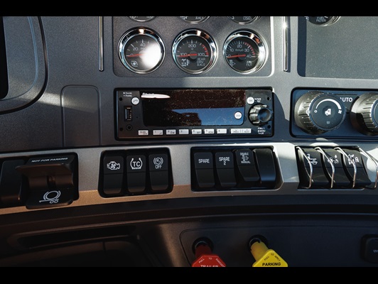 2026 Kenworth T880 in Little Rock, AR — photo 11