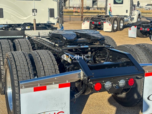 2026 Kenworth T880 in Dallas, TX — photo 10