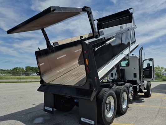 2026 Kenworth T880 in Dubuque, IA — photo 15