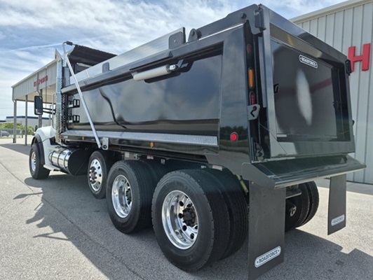 2026 Kenworth T880 in Dubuque, IA — photo 22
