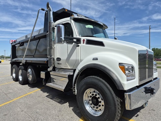 2026 Kenworth T880