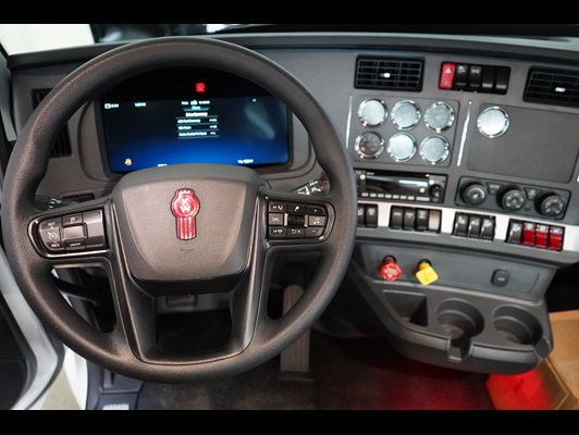 2026 Kenworth T880 in Alvarado, TX — photo 3