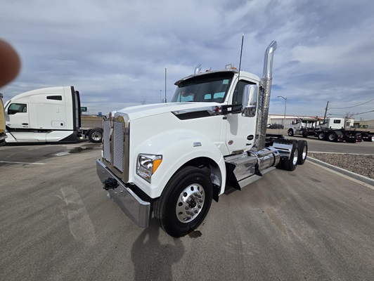 2026 Kenworth T880 in Fort Worth, TX — photo 6