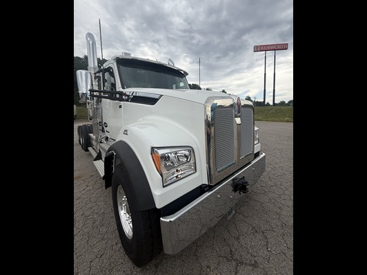 2026 Kenworth T880 in Van Buren, AR — photo 17