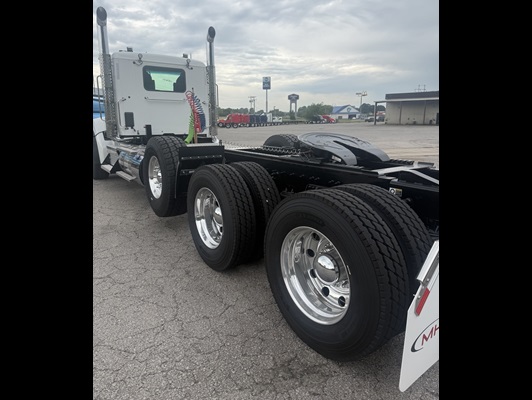 2026 Kenworth T880 in Van Buren, AR — photo 20