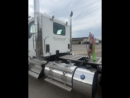2026 Kenworth T880 in Van Buren, AR — photo 22