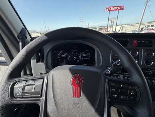 2026 Kenworth T880 in Tulsa, OK — photo 13