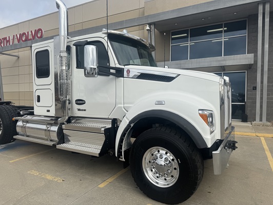 2026 Kenworth T880 in Springdale, AR — photo 9