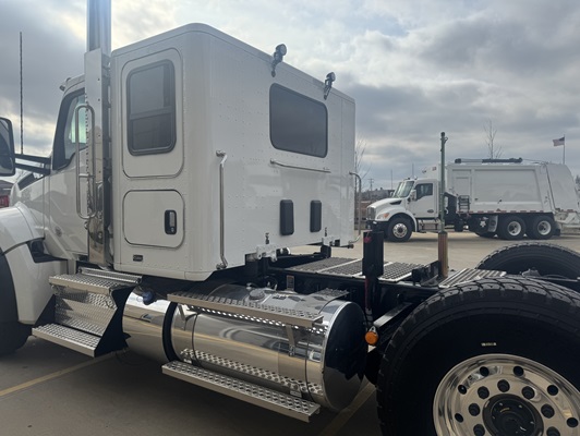 2026 Kenworth T880 in Springdale, AR — photo 13