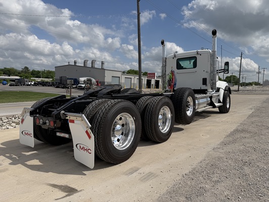 2026 Kenworth T880 in Tulsa, OK — photo 9