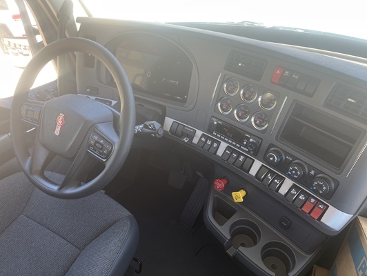 2027 Kenworth T880 in Gainesville, GA — photo 3
