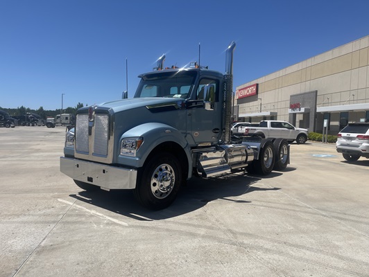 2027 Kenworth T880 in Gainesville, GA — photo 2