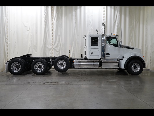 2027 Kenworth T880 in Fort Worth, TX — photo 6