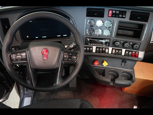 2027 Kenworth T880 in Mableton, GA — photo 3