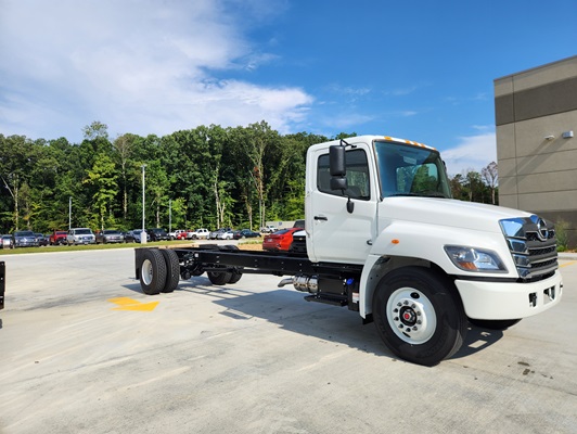 2026 Hino L6 in Knoxville, TN — photo 2