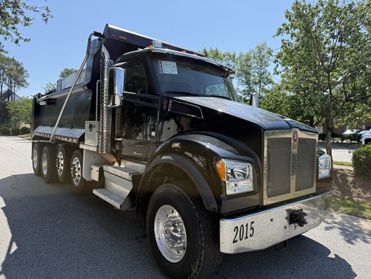 2021 Kenworth T880 in Raleigh, NC — photo 6