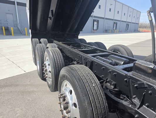 2018 Kenworth T880 in Kansas City, MO — photo 12