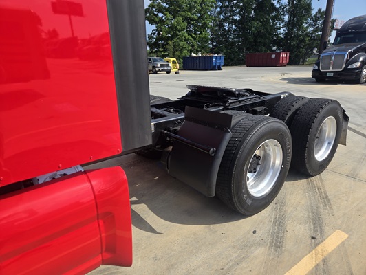 2022 Peterbilt 579 in McDonough, GA — photo 19