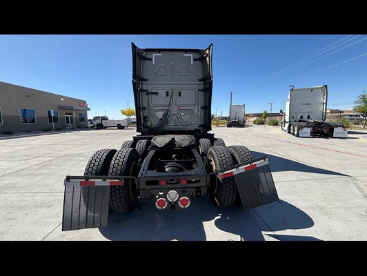 2024 Freightliner in El Paso, TX — photo 3