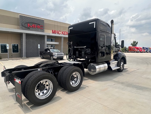 2022 Kenworth T880 in Fort Mill, SC — photo 3