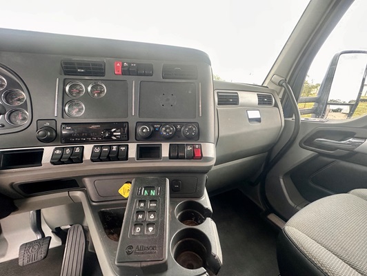 2021 Kenworth T880 in Fort Mill, SC — photo 13