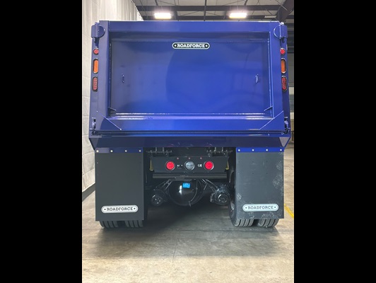 2027 Kenworth T880 in Durham, NC — photo 4