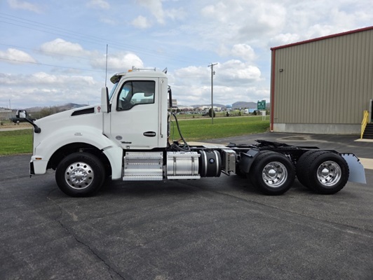 2021 Kenworth T880 in Chillicothe, OH — photo 7