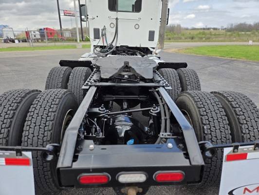 2021 Kenworth T880 in Chillicothe, OH — photo 10