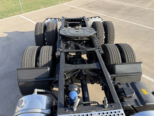 2024 Kenworth T880 in Fort Worth, TX — photo 14