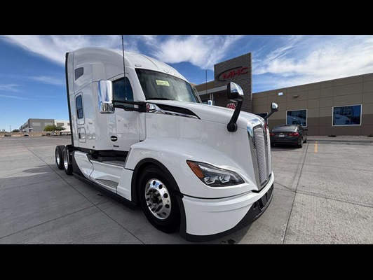 2027 Kenworth T680