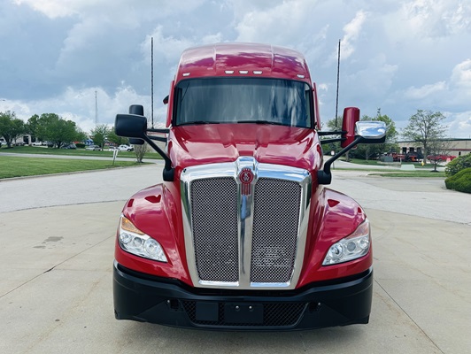 2023 Kenworth T680 in Olathe, KS — photo 20
