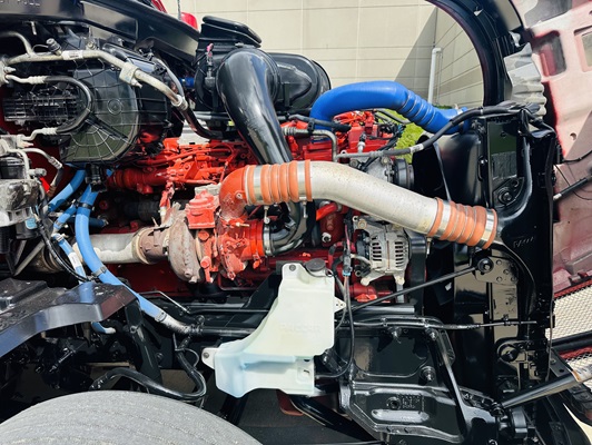 2023 Kenworth T680 in Olathe, KS — photo 8