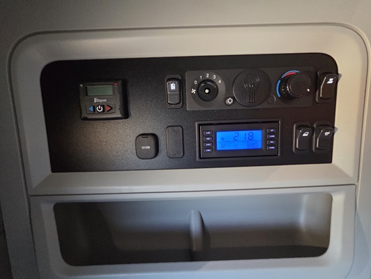 2022 Kenworth T680 in Cedar Rapids, IA — photo 29