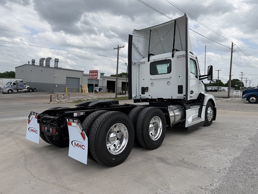 2027 Kenworth T680 in Tulsa, OK — photo 10
