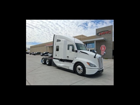 2027 Kenworth T680