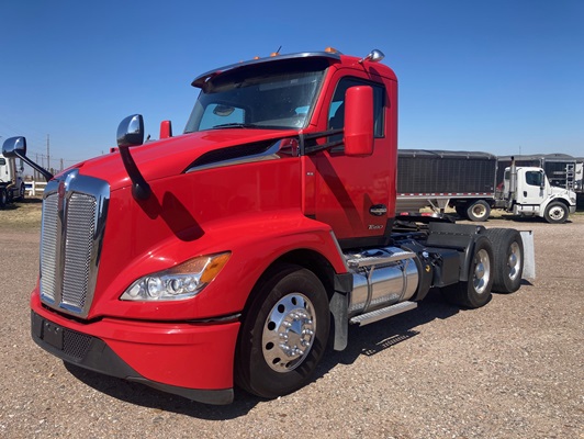 2023 Kenworth T680