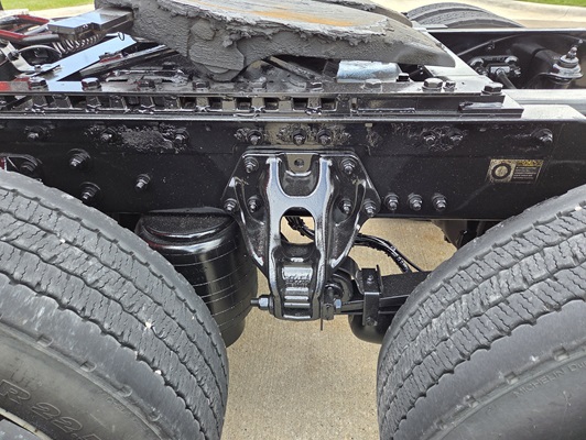 2022 Kenworth T680 in Cedar Rapids, IA — photo 4