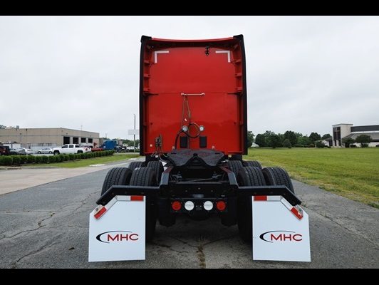 2022 Kenworth T680 in Little Rock, AR — photo 8