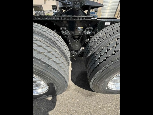 2027 Kenworth T880 in Greeley, CO — photo 4