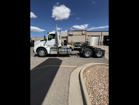 2027 Kenworth T880 in Greeley, CO — photo 10