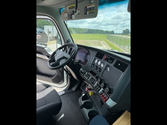 2027 Kenworth T880 in Battleboro, NC — photo 11